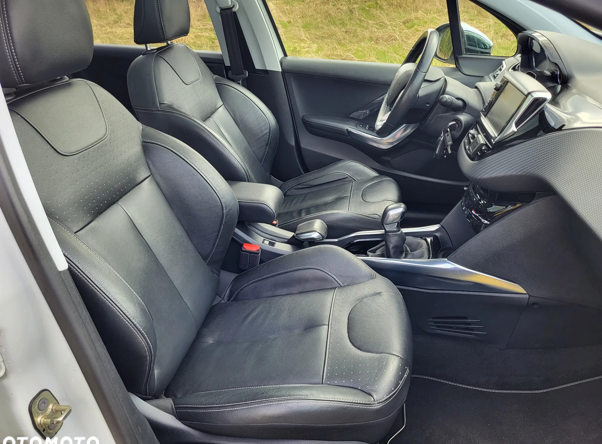 Peugeot 2008 cena 42700 przebieg: 113530, rok produkcji 2014 z Słupsk małe 172